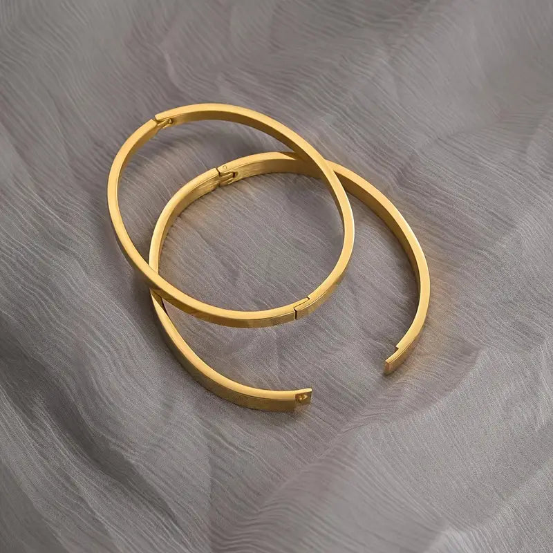 Armreifen aus Edelstahl 18 Karat vergoldet